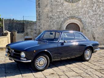 Alfa Romeo Giulia Classic Cars For Sale Classic Trader
