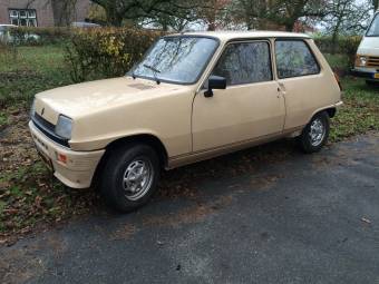 Be A Hero And Buy This Renault 5 Turbo 2 The Mid Engine Rally Hatch