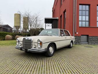 Mercedes-Benz 280 SEL 3,5