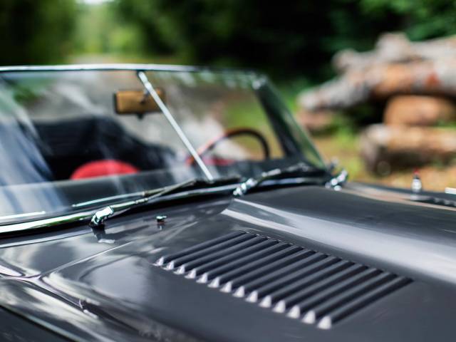 Jaguar E-Type 3.8