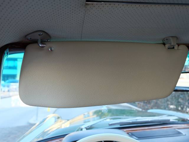 Mercedes-Benz 300 SEL 4.5