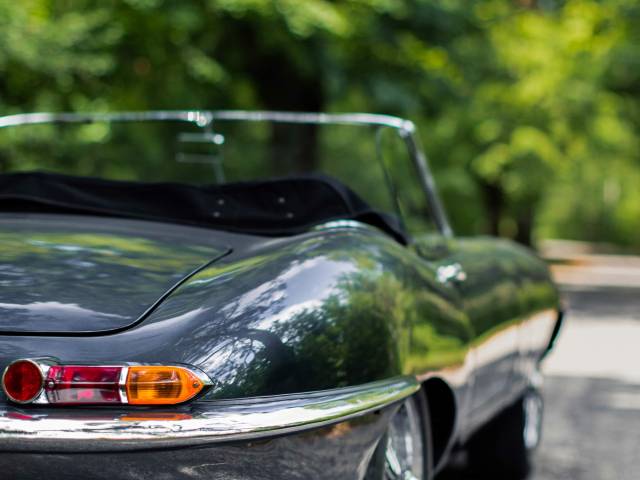 Jaguar E-Type 3.8
