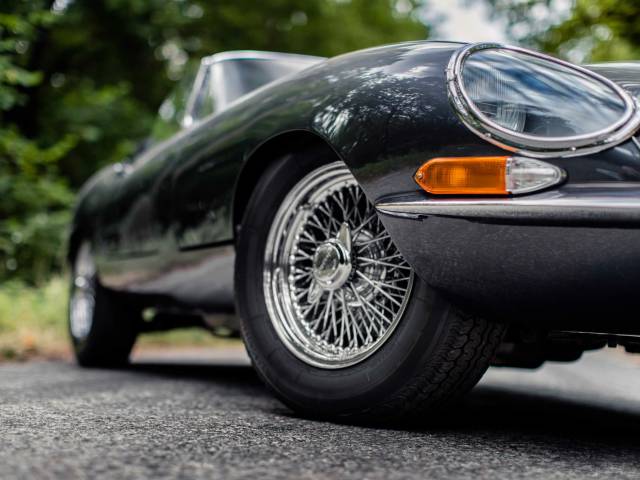Jaguar E-Type 3.8