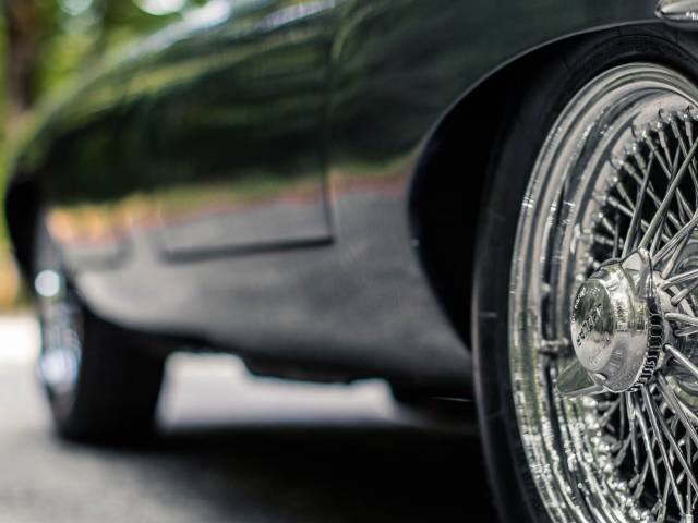 Jaguar E-Type 3.8