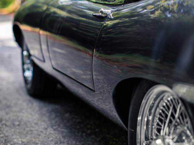 Jaguar E-Type 3.8