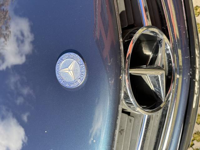 Mercedes-Benz 500 SEC