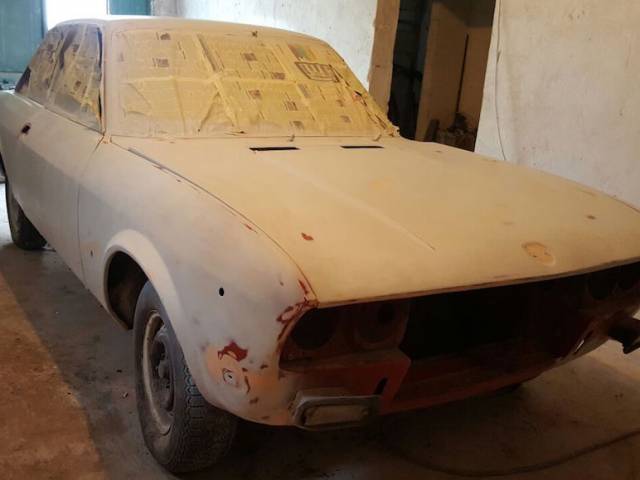 FIAT 124 Sport Coupe