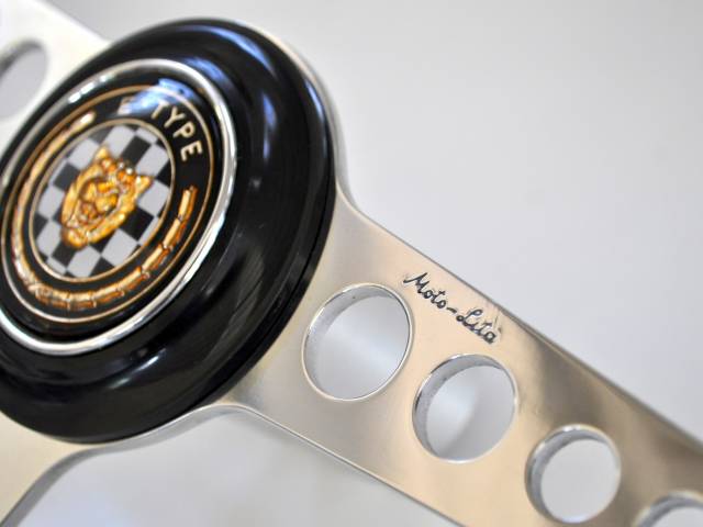 Jaguar E-Type V12 (2+2)