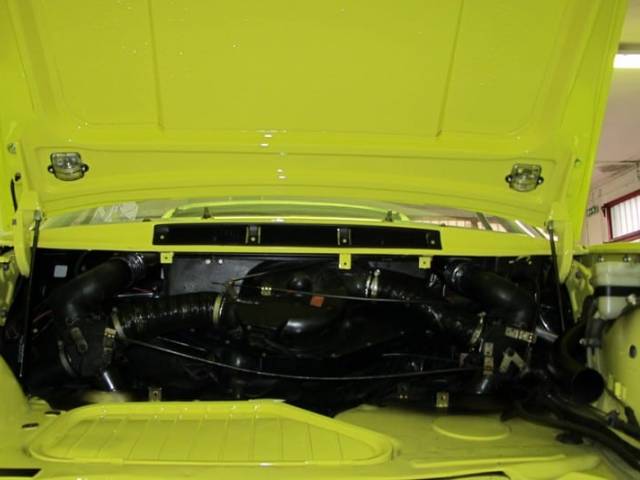 Porsche 911 2.4 E