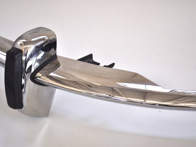 Jaguar E-Type V12 (2+2)