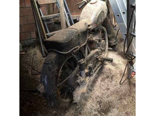 Horex Regina 250 - Scheunenfund