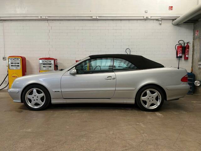 Imagen 1/20 de Mercedes-Benz CLK 230 Kompressor (2001)