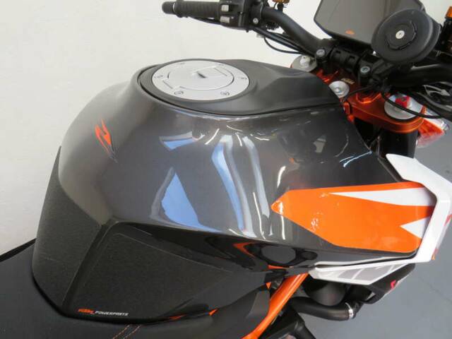 KTM 1290 Super Duke R