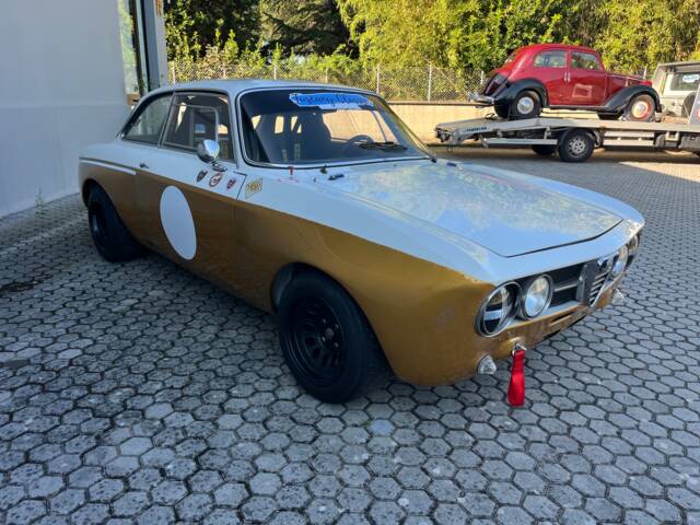 Alfa Romeo 2000 GT Veloce