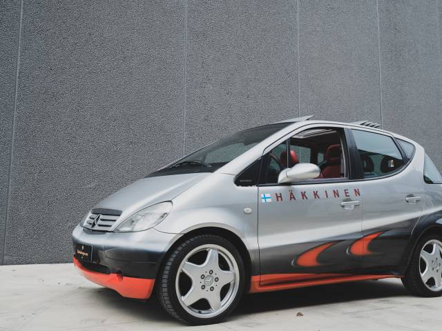 Image 1/35 of Mercedes-Benz A 160 "F1 Häkkinen Edition" (1999)