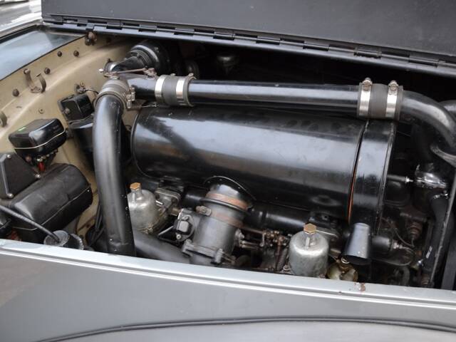 Bentley R-Type