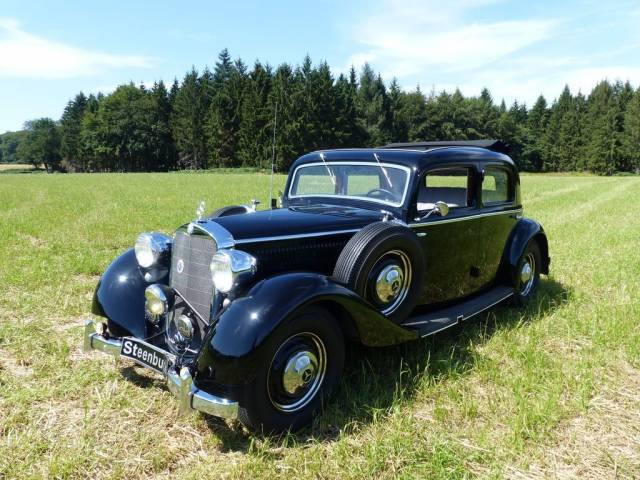 Mercedes-Benz 230 Limousine (W 143) 1939