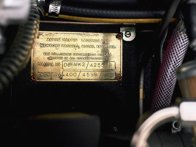 Aston Martin DB 6 Mk II