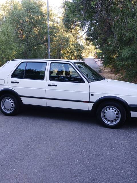 Volkswagen Golf Mk II GTi 1.8