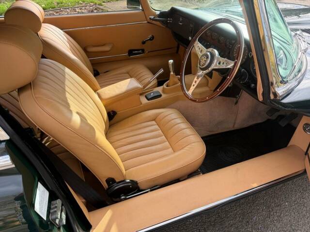 Jaguar E-Type V12 (2+2)