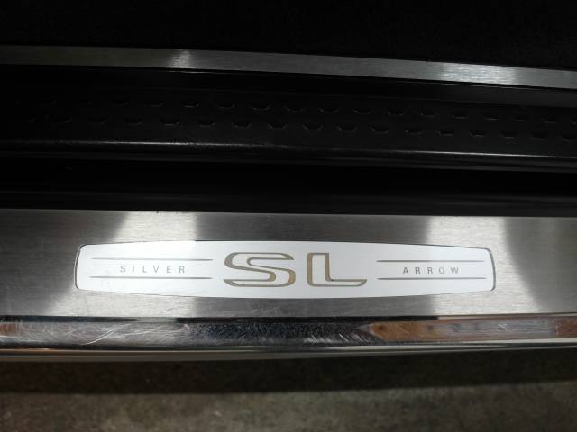 Mercedes-Benz SL 500