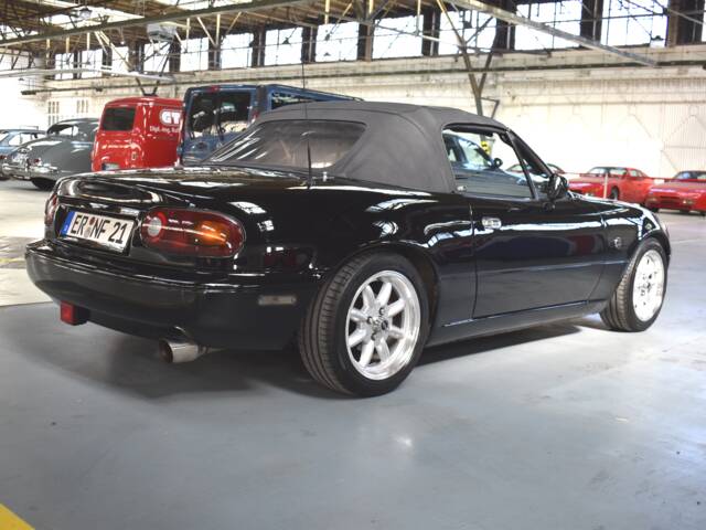 Mazda MX-5 1.6