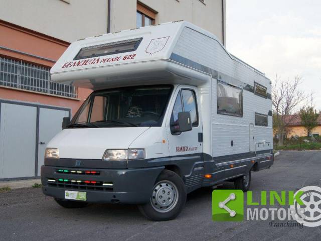 Imagen 1/22 de FIAT Granduca Pegaso 622 (1998)