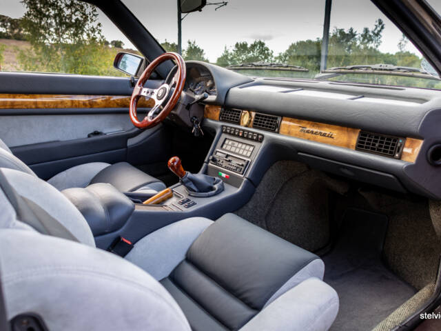 Maserati 222
