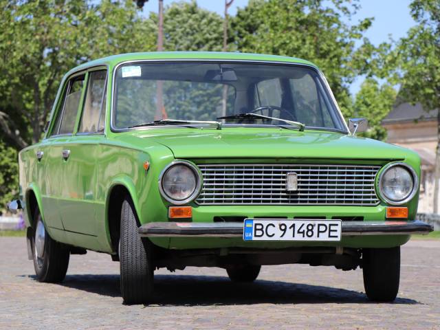 Image 1/8 of Lada 1300 (1979)