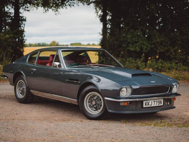 Bild 1/8 von Aston Martin V8 (1975)
