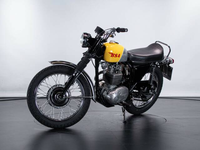 BSA B 44 Victor Grand Prix