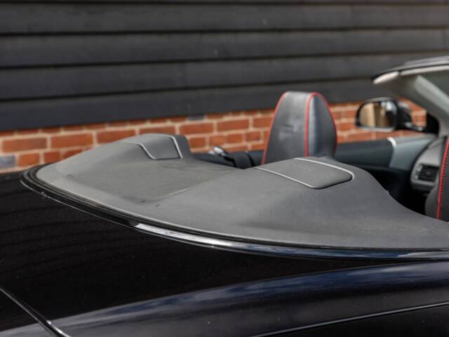 Aston Martin DB 9 GT Volante