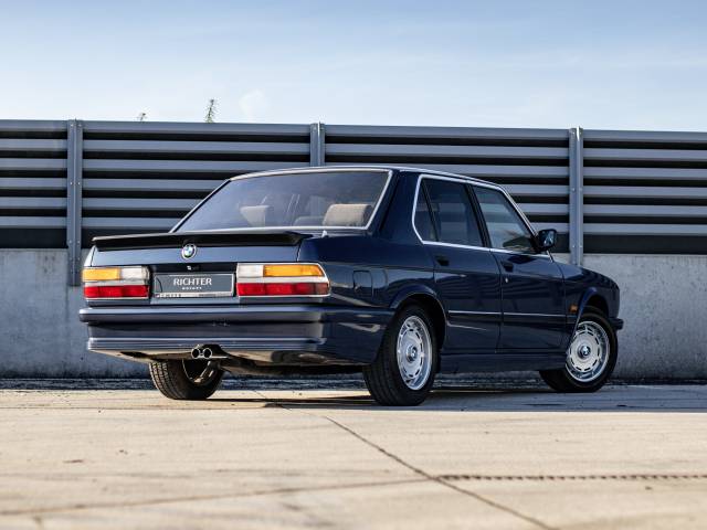 BMW M 535i