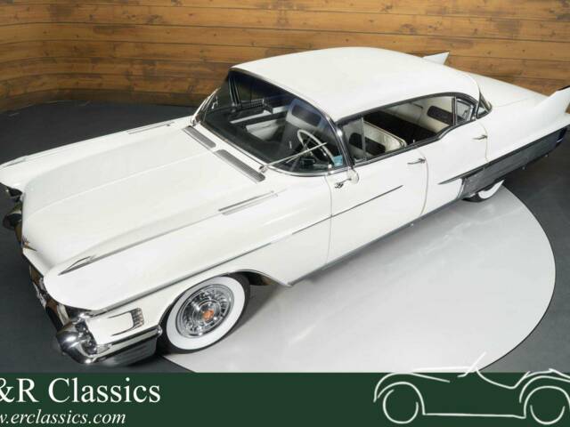 Image 1/19 de Cadillac 75 Fleetwood (1958)