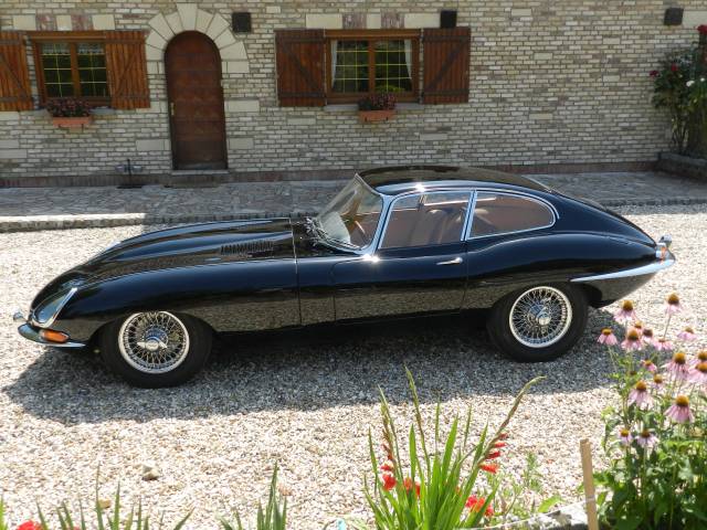 Image 1/7 of Jaguar E-Type 3.8 (1962)