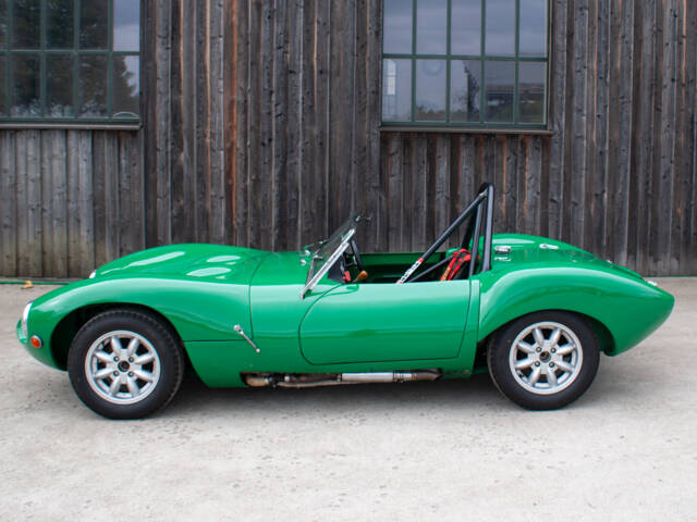 Ginetta G 4