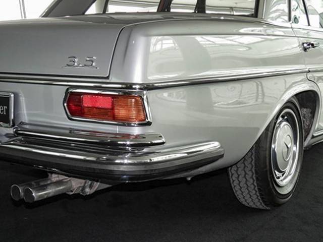 Mercedes-Benz 300 SEL 3.5