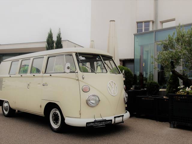 Volkswagen T1 minibus