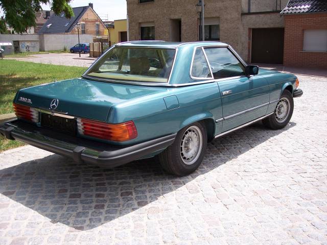 Mercedes-Benz 380 SL
