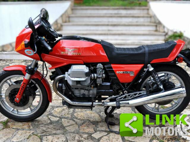 Imagen 1/7 de Moto Guzzi DUMMY (1982)