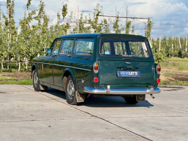 Volvo Amazon P220