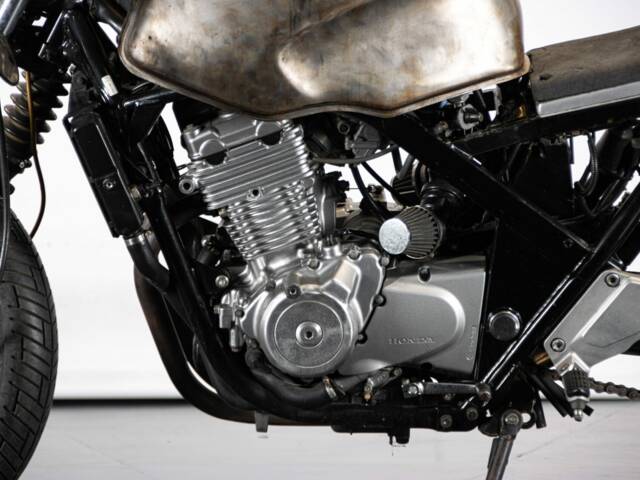 Honda CB 500E
