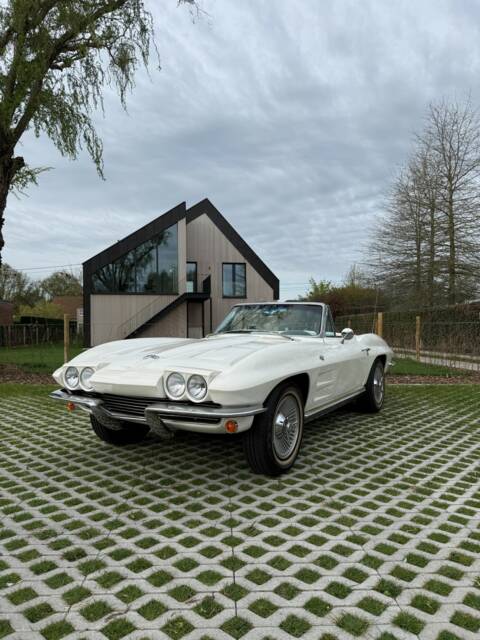 Chevrolet Corvette Sting Ray Convertible