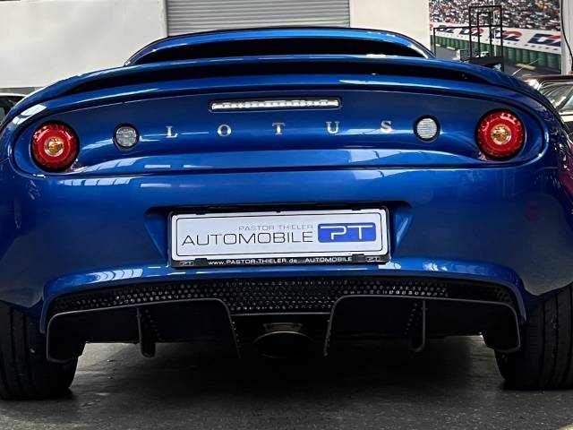 Lotus Elise Sport 220