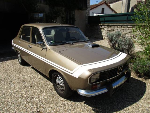 Image 1/5 of Renault R 12 Gordini (1974)