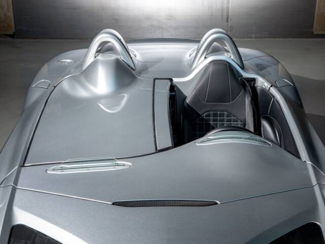 Mercedes-Benz SLR Stirling Moss