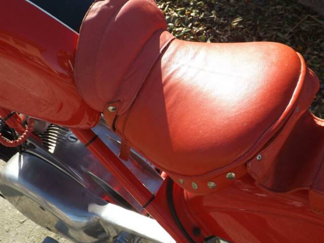 Rumi 125 Super Sport