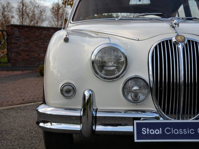 Jaguar Mk II 3.8