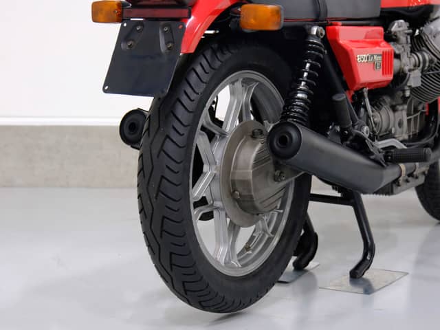 Moto Guzzi 850 LeMans II