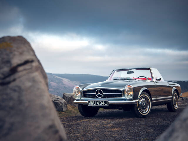 Mercedes-Benz 280 SL